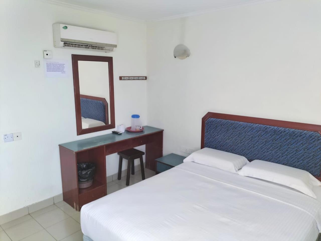 OYO 90632 Faber Inn Bintulu Exterior foto
